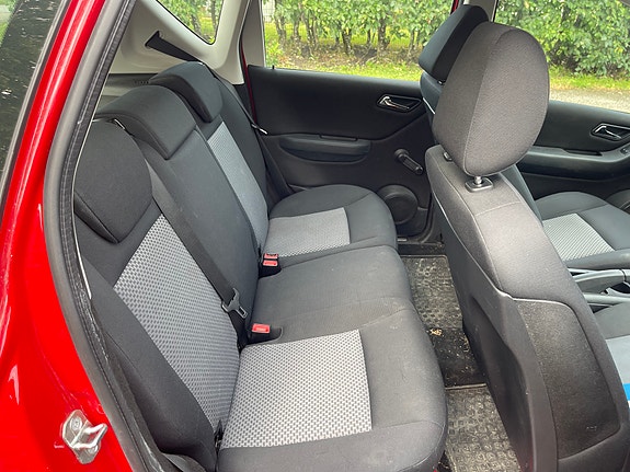 Mercedes-Benz A170 6 of 7
