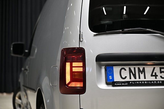 Volkswagen Caddy 15 of 28
