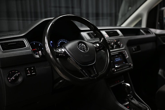 Volkswagen Caddy 18 of 28
