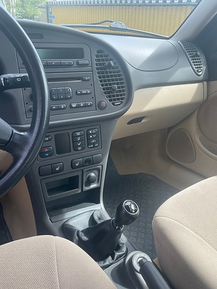 Saab 9-3 7 of 10