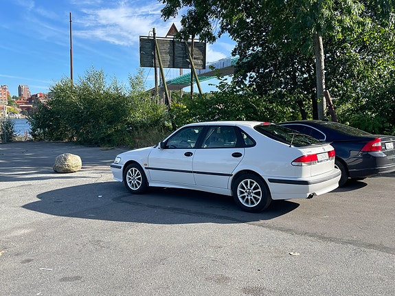 Saab 9-3 2 of 10