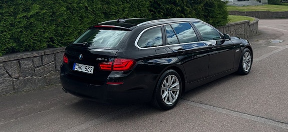 BMW 520d 4 of 14