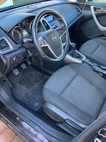 Opel Astra 3 of 9