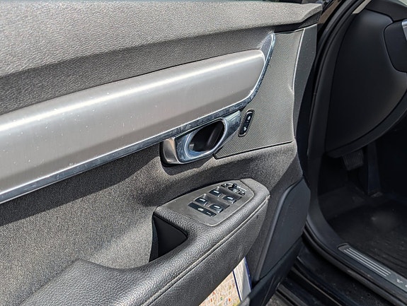 Volvo V90 7 of 16