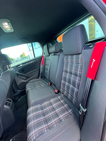 Volkswagen Golf VI 8 of 13