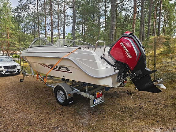 HR 602 BR med 150hk Evinrude nyservad. 4 of 9