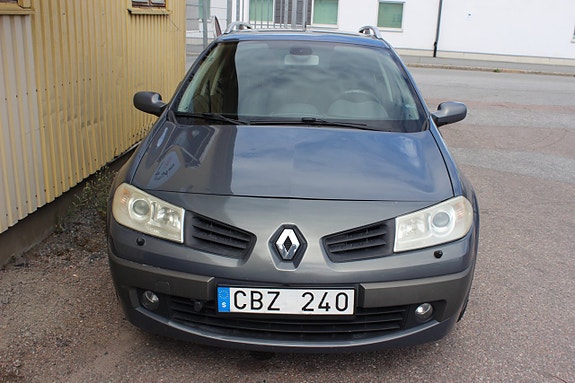 Renault Megane 8 of 13