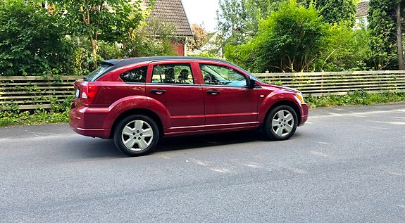 Dodge Caliber 2 of 10