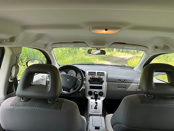 Dodge Caliber 4 of 10