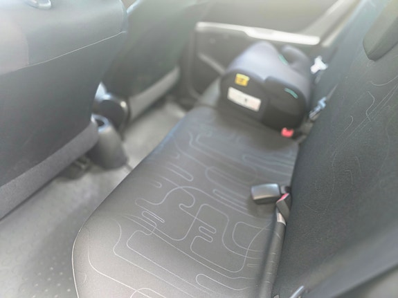 Toyota Yaris 8 of 9
