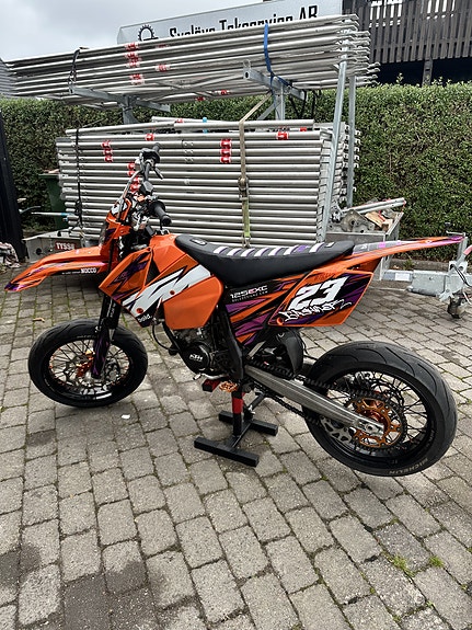 KTM 125 EXC 2 of 8