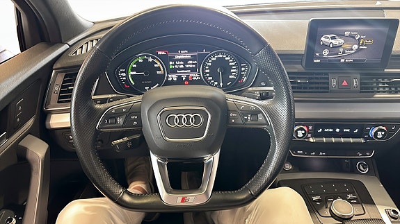 Audi Q5 13 of 21