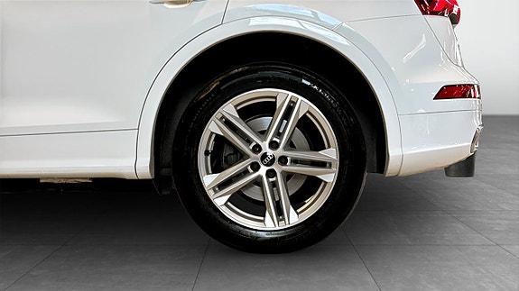 Audi Q5 9 of 21