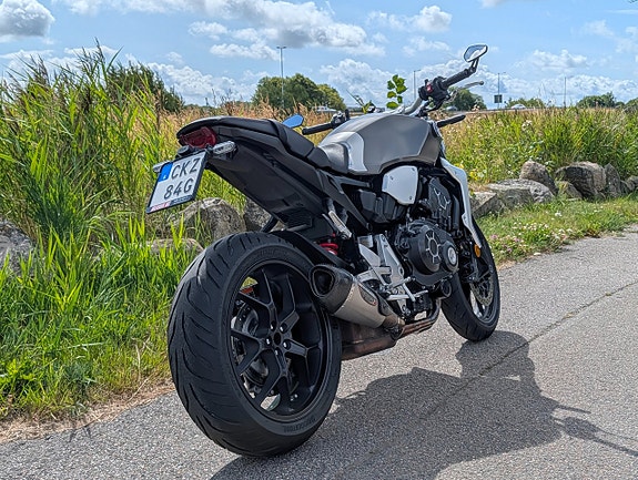 Honda Powersports CB1000R Powersport 146hk Yoshimura Uttagen 2020 8 of 14