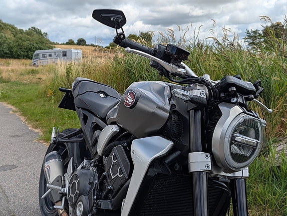Honda Powersports CB1000R Powersport 146hk Yoshimura Uttagen 2020 11 of 14