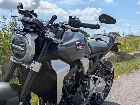 Honda Powersports CB1000R Powersport 146hk Yoshimura Uttagen 2020 5 of 14