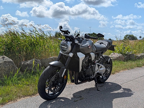 Honda Powersports CB1000R Powersport 146hk Yoshimura Uttagen 2020