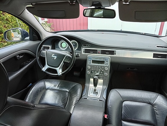 Volvo S80 8 of 8