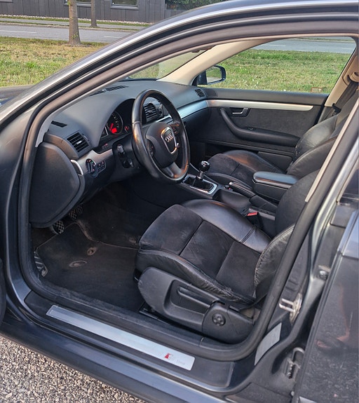 Audi A4 2 of 15