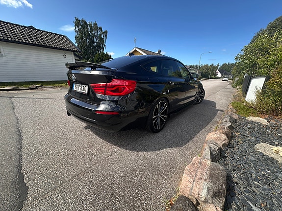 BMW 320d 4 of 9