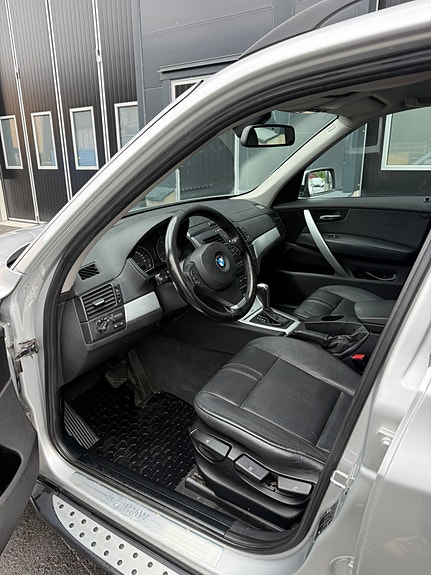 BMW X3 5 of 11