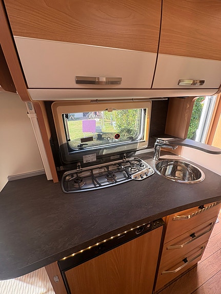 Knaus Sudwind Silver Selection 460 EU-2018 12 of 19