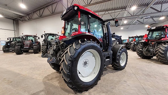 Valtra G135 Versu / Lastare / Ståltank / 468 timmar 8 of 12