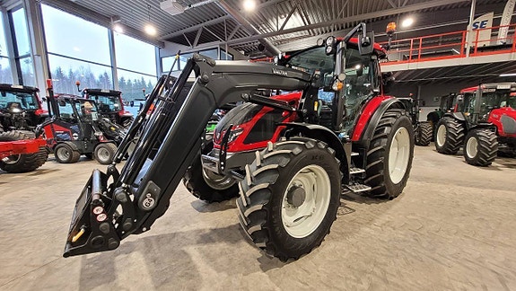 Valtra G135 Versu / Lastare / Ståltank / 468 timmar 2 of 12