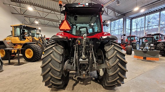 Valtra G135 Versu / Lastare / Ståltank / 468 timmar 9 of 12