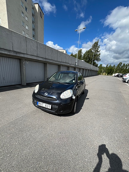 Nissan Micra 2 of 5