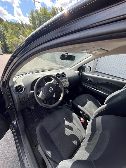 Nissan Micra 5 of 5