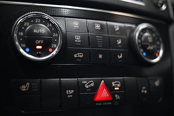 Mercedes-Benz ML350 17 of 29