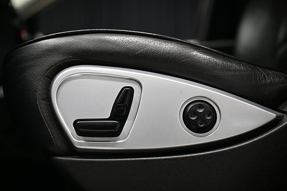Mercedes-Benz ML350 15 of 29