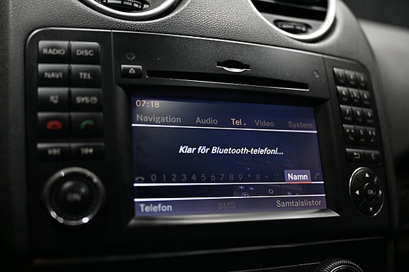 Mercedes-Benz ML350 16 of 29