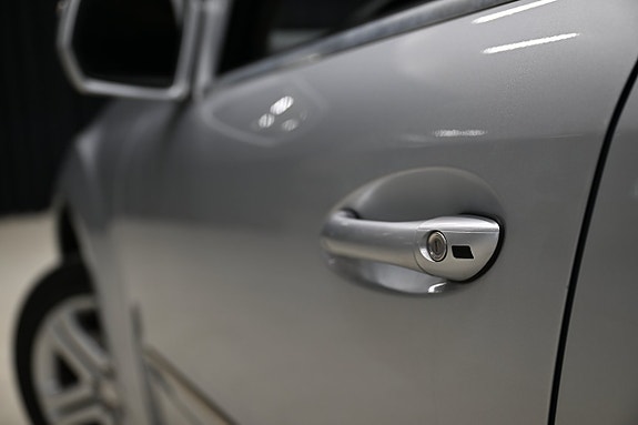 Mercedes-Benz ML350 13 of 29