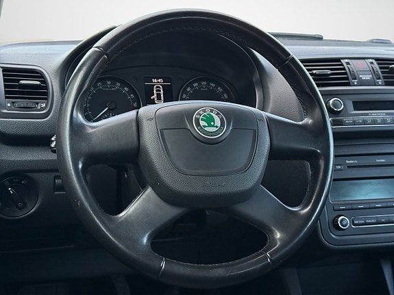 Skoda Fabia 13 of 29