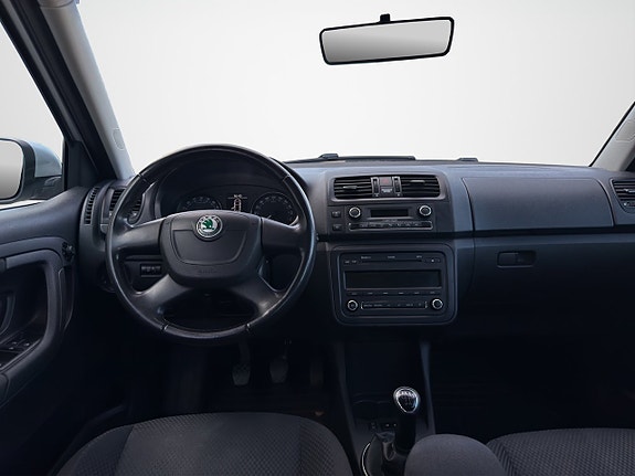 Skoda Fabia 12 of 29