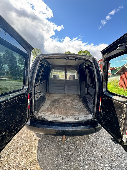 Volkswagen Caddy 4 of 5