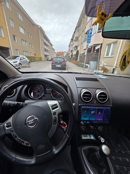 Nissan Qashqai+2 4 of 6