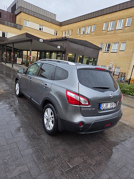 Nissan Qashqai+2 2 of 6