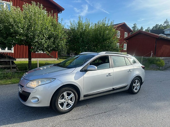 Renault Megane III 3 of 13