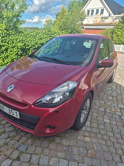 Renault Clio 3 of 6