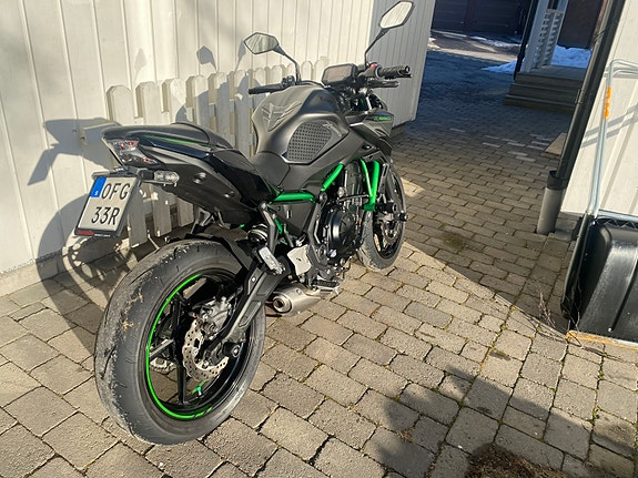 Kawasaki Ninja Z650 2 of 4