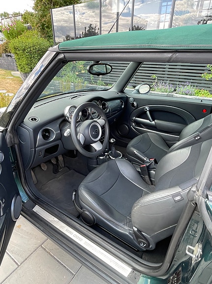 MINI Cooper 7 of 9