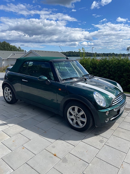 MINI Cooper 2 of 9