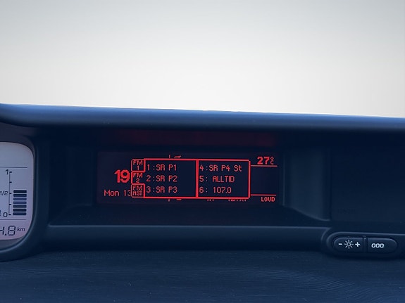 Citroen C3 Picasso 27 of 30