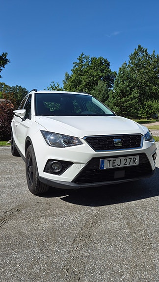 Seat Arona 2 of 8