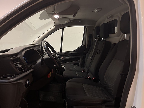 Ford Transit Custom 9 of 29