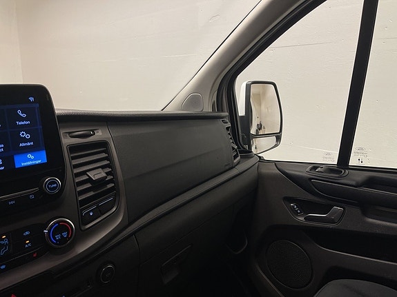 Ford Transit Custom 22 of 29