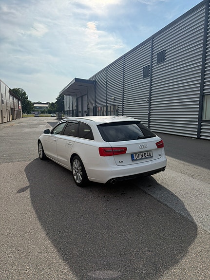 Audi A6 2 of 7